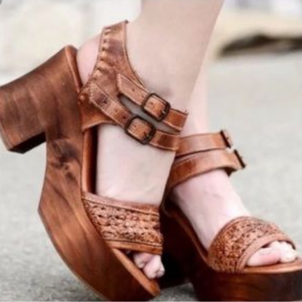BED Stu Kenya Cognac Leather Heeled Wood Platform Sandals Sz 9